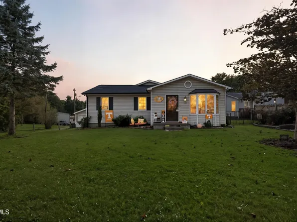 208 Grandview Dr SE, Wise, VA 24293