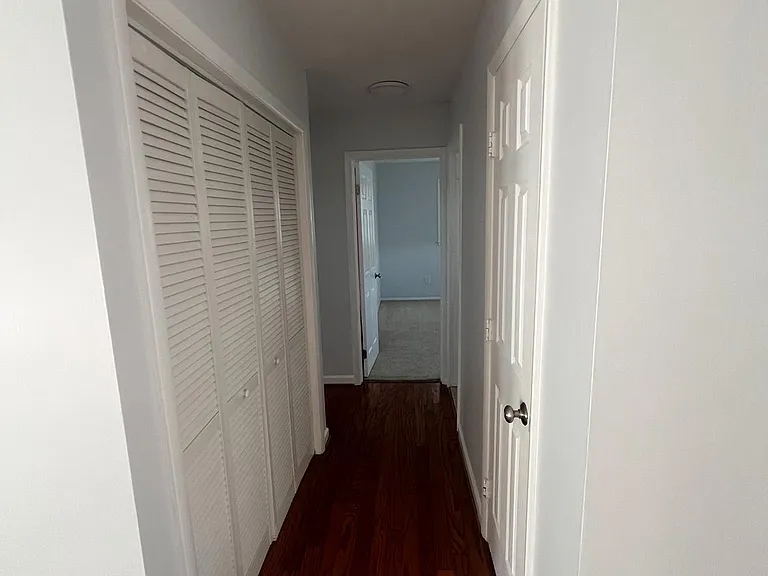 13209 Thornton Dr — Photo 11