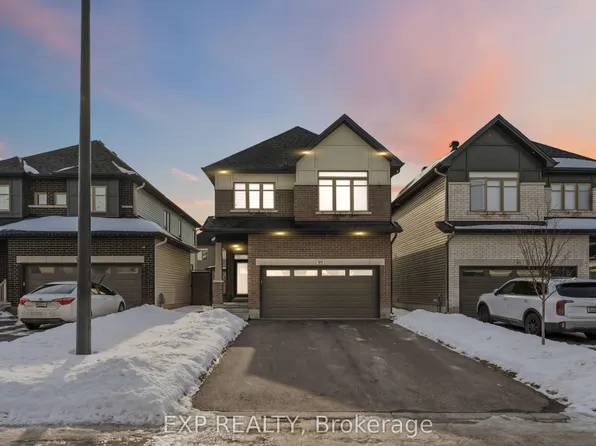 911 Duxbury Ln, Ottawa, ON K4M 0M2