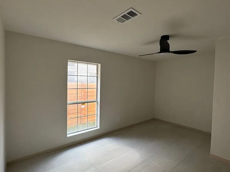 1703 Terrace Dr — Photo 32