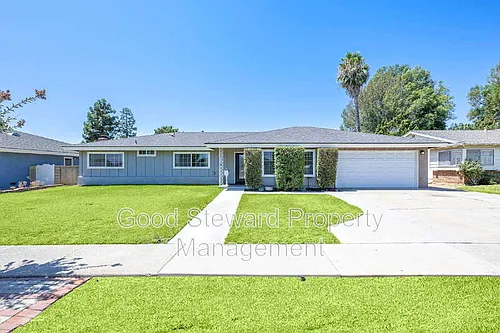 1219 N Van Buren St Photo 1