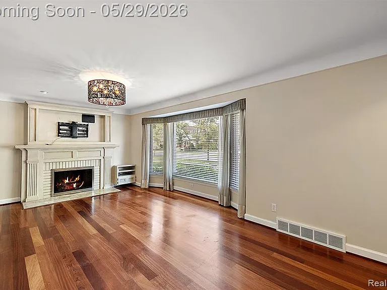 2546 Dorchester Rd — Photo 5