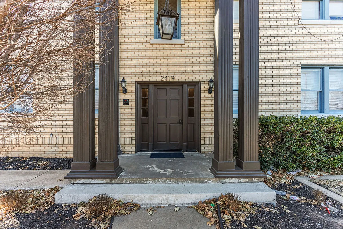 Building Photo - Harvey Corners