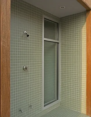 Sold by MNS | media 16