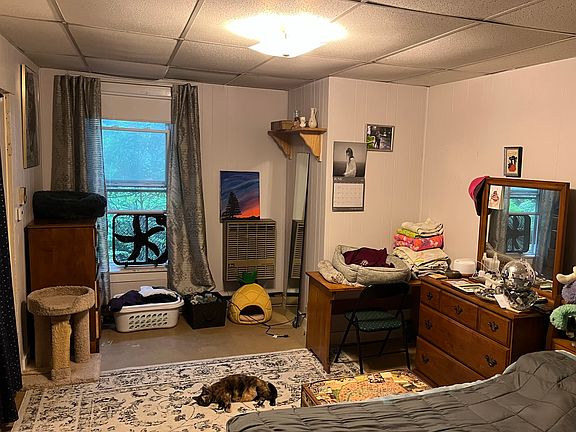 3rd image of 21 Vine St #1