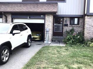 29 Fundy Bay Blvd #71, Toronto, ON M1W 3A2