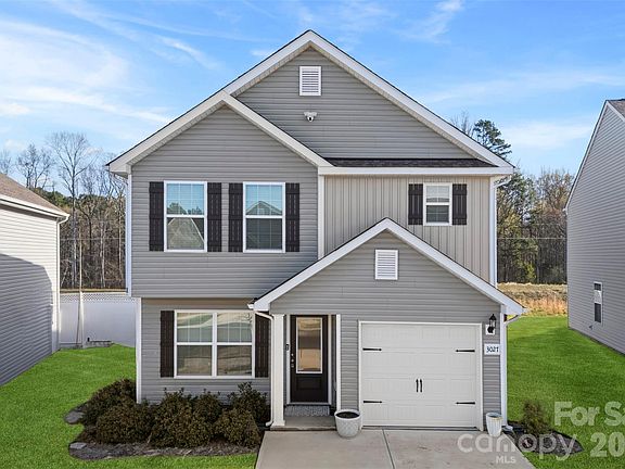 2nd image of 3027 Crescent Lake Ln