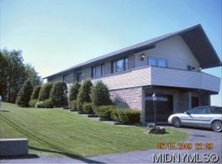 9850 Roberts Rd, Sauquoit, NY 13456