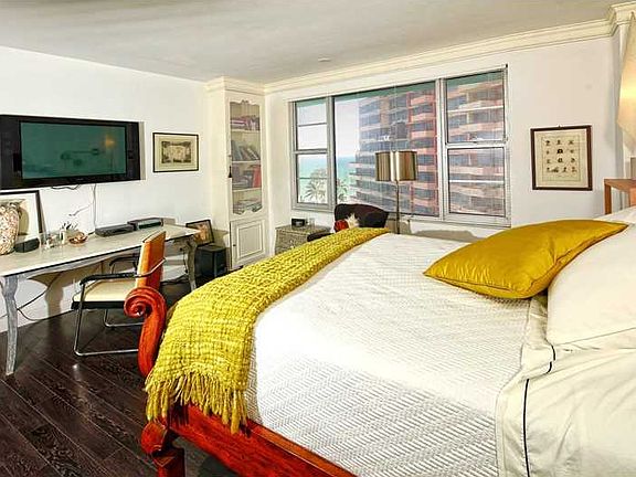 4th image of 5255 Collins Ave APT 7A