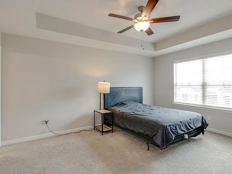 4333 Doral Dr — Photo 12