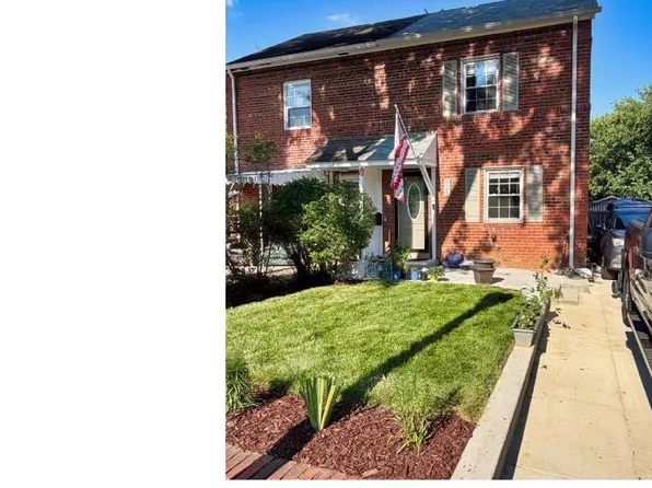 825 S Ivy St, Arlington, VA 22204