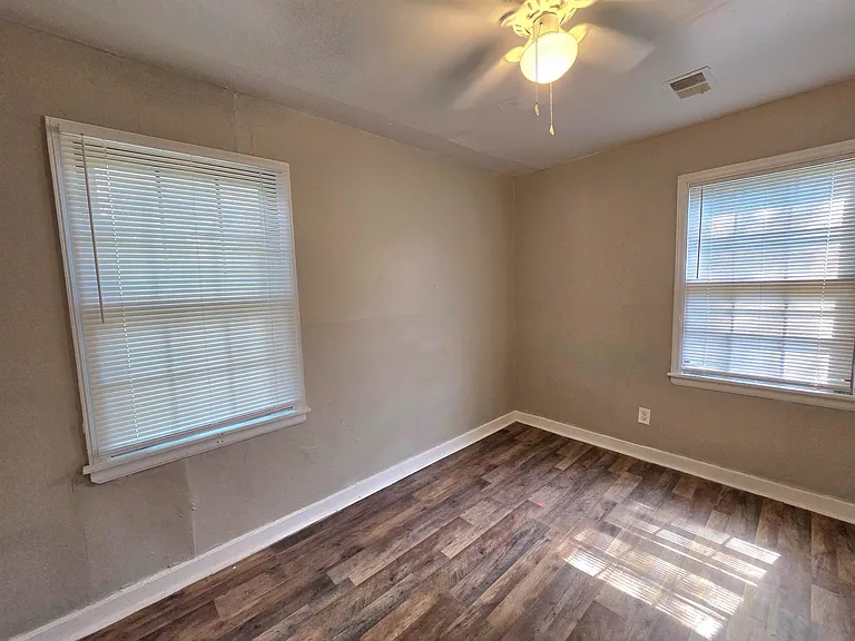 4047 Chelsea Ave — Photo 22
