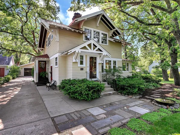 1708 Kilian Blvd SE, Saint Cloud, MN 56304