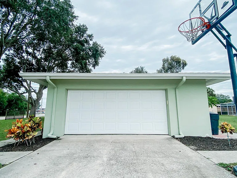 805 S Hercules Ave — Photo 3