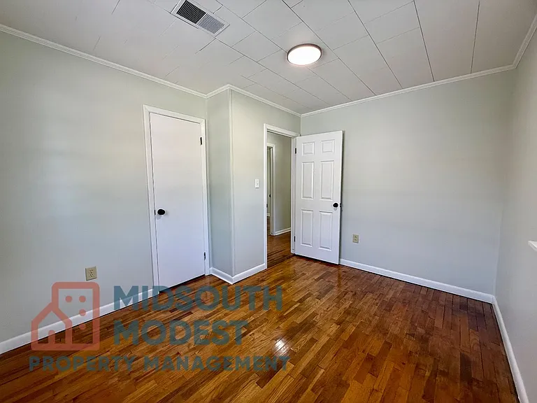 211 Tech St — Photo 20