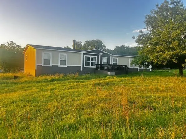 4025 Kaspar Ln, Ennis, TX 75119