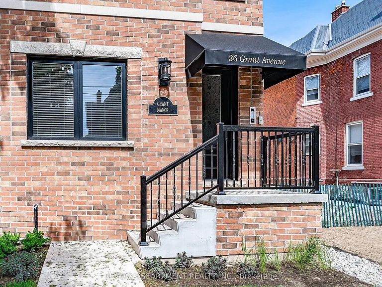 36 Grant Ave #1A — Photo 12