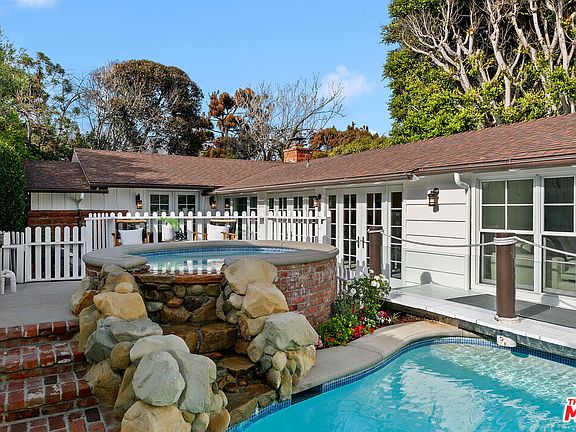 4th image of 23561 Malibu Colony Rd #66A