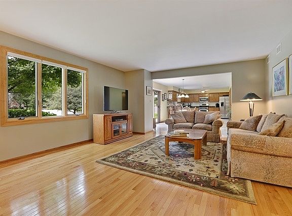 5th image of 13622 S Shannon Dr
