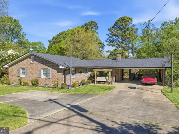 344 Holly Dr, Gainesville, GA 30501