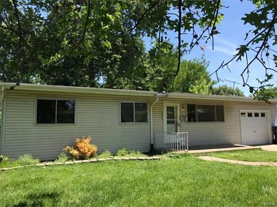 1525 Boulder Dr, Florissant, MO, 63031