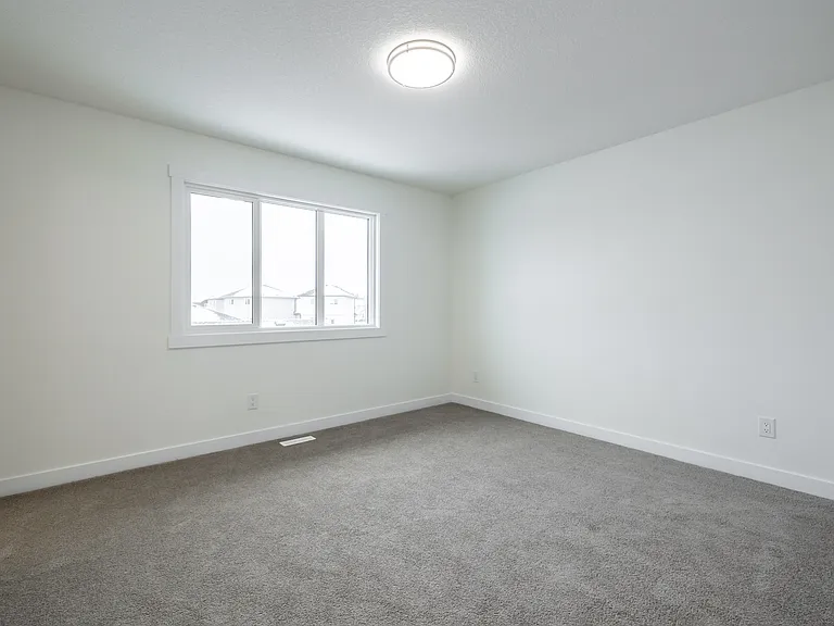 9823 107th St #9823-9815-9811 — Photo 35