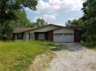 2140 Valleyview Dr, Barnhart, MO 63012