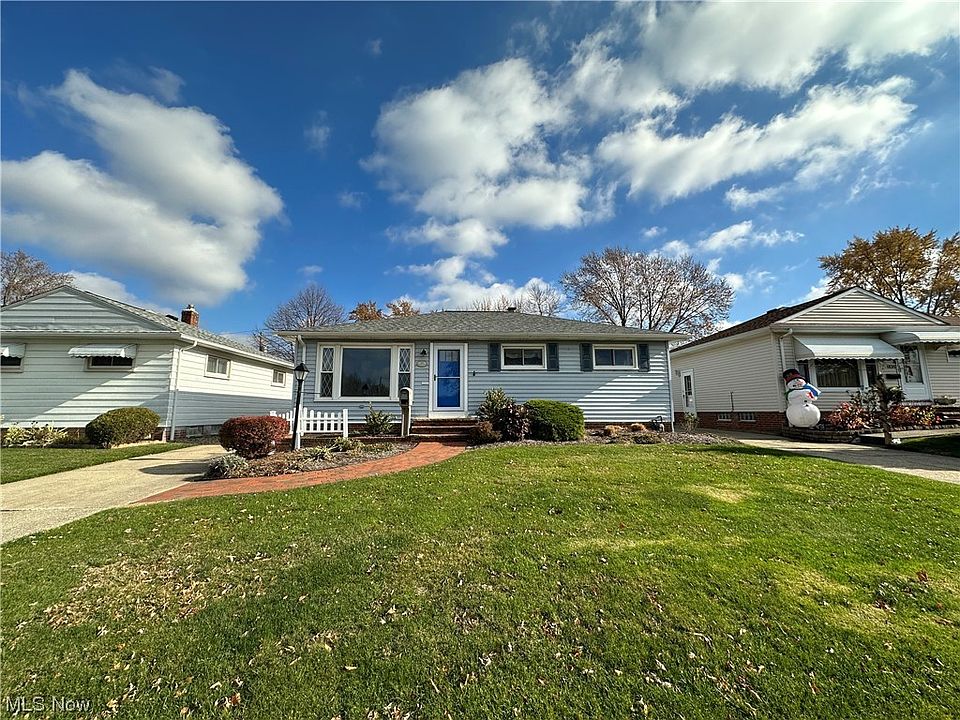 1833 Ridgeview Dr, Wickliffe, OH 44092 Zillow