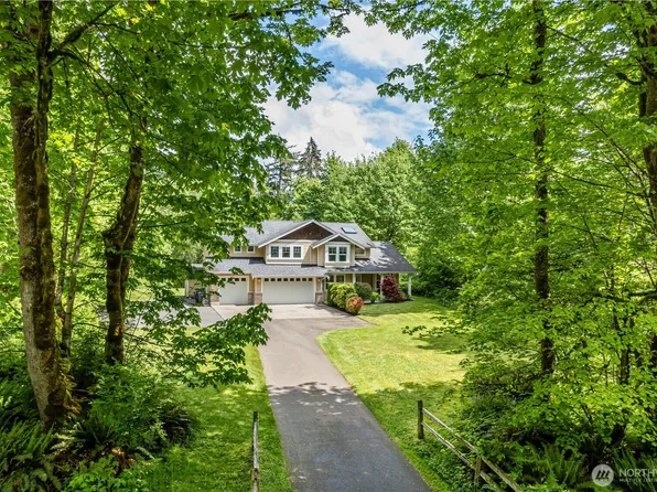 5215 E Lake Bosworth Dr, Snohomish, WA 98290