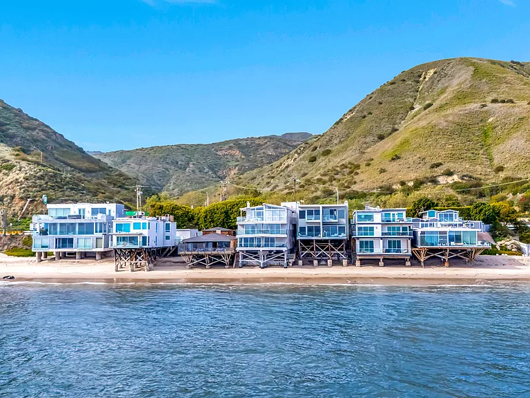 26060 Pacific Coast Hwy #3 — Photo 49