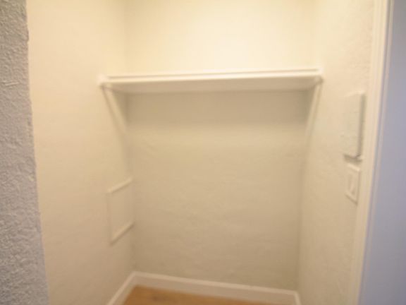 4th image of 405 S Gramercy Pl #205