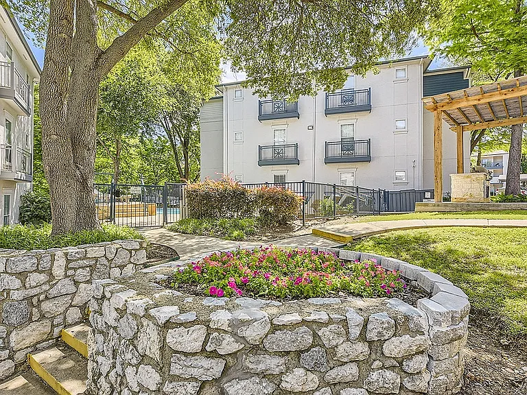 Rise Highland Park — Photo 123