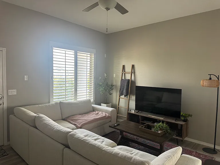 251 Wardour Castle Pl — Photo 6
