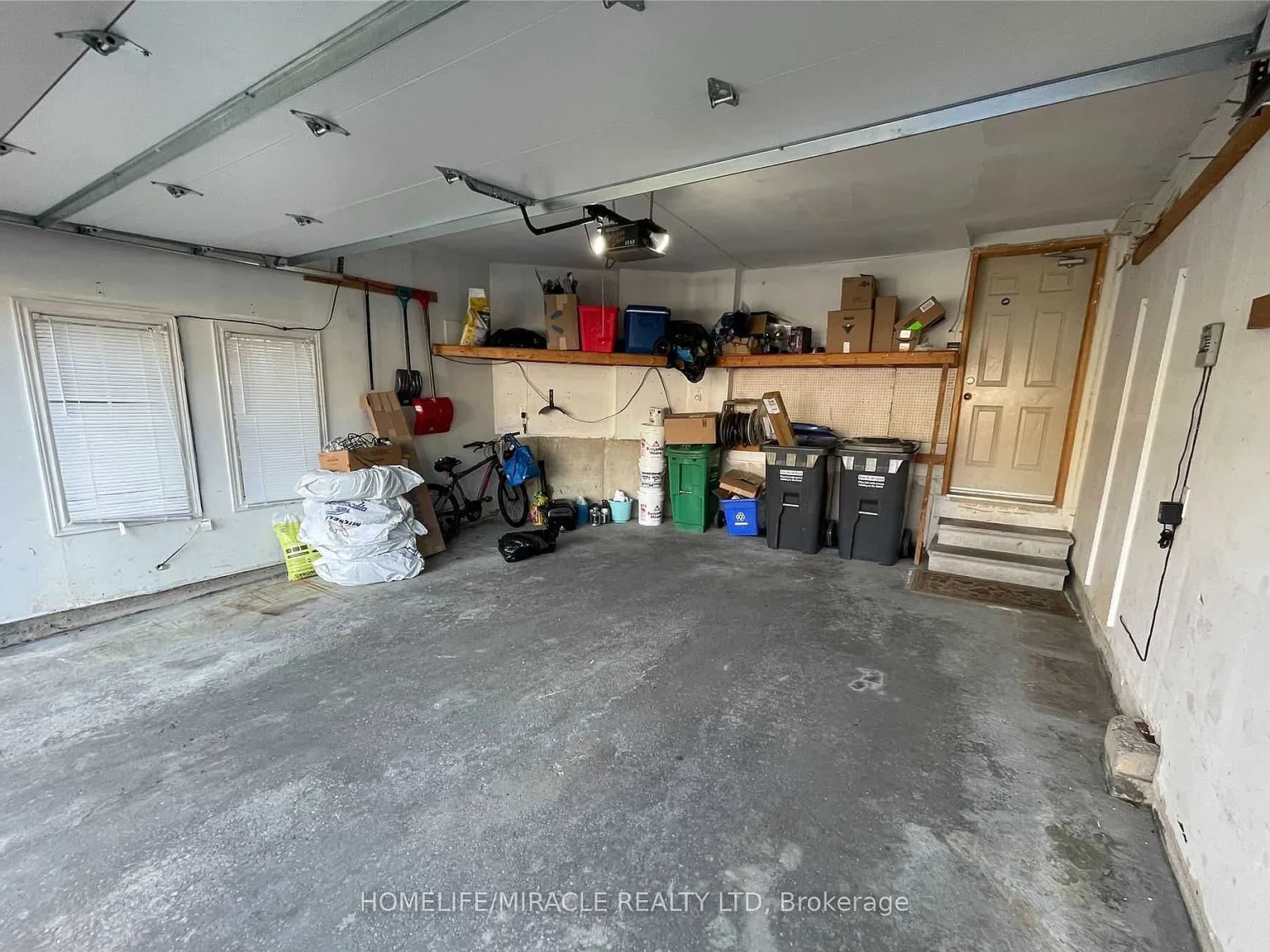 3 bed, $1,500 — Photo 2
