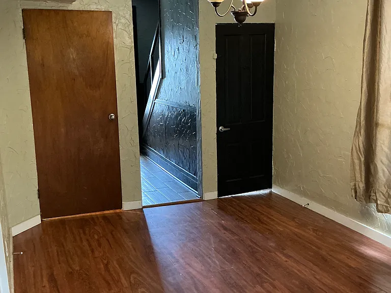 38 Richmond Ave — Photo 7