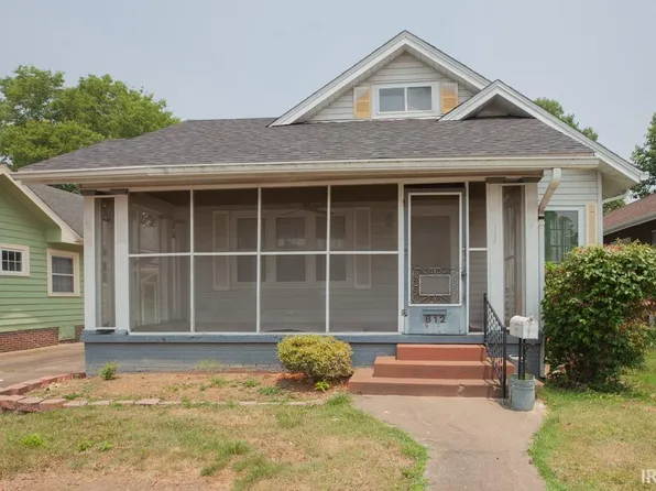 812 Ravenswood Dr, Evansville, IN 47713