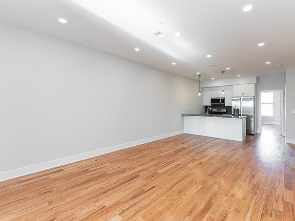 4th image of 2931 Salmon St #3