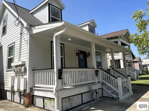 905 Post Office St, Galveston, TX 77550