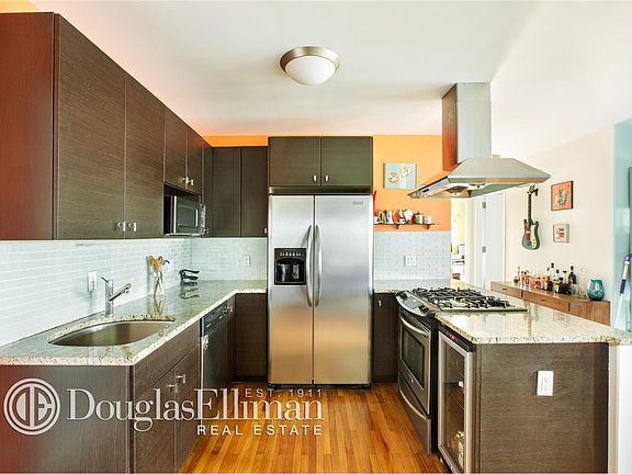 4th image of 1610 Dekalb Ave #4A