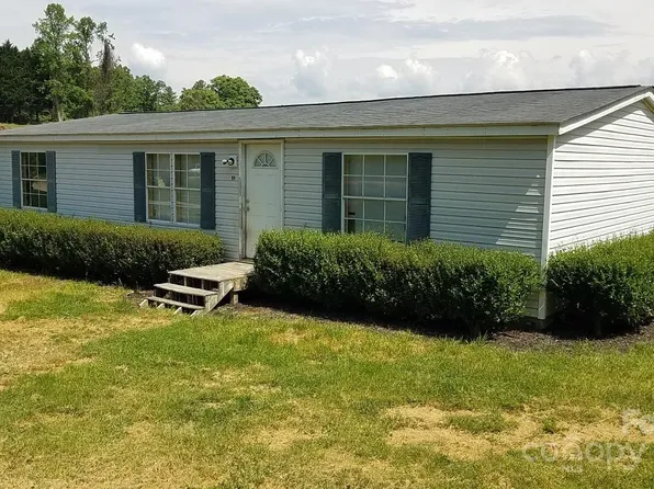89 Hawke Ter, Hendersonville, NC 28792