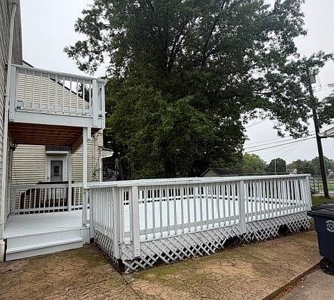 4th image of 1388 Cranover Rd