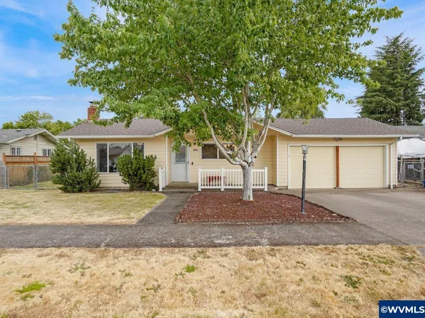 4045 Carson Dr SE, Salem, OR 97317