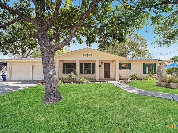 983 Hollyhock Ln, New Braunfels, TX 78130