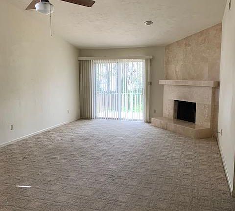 3rd image of 2406 Diehl Dr