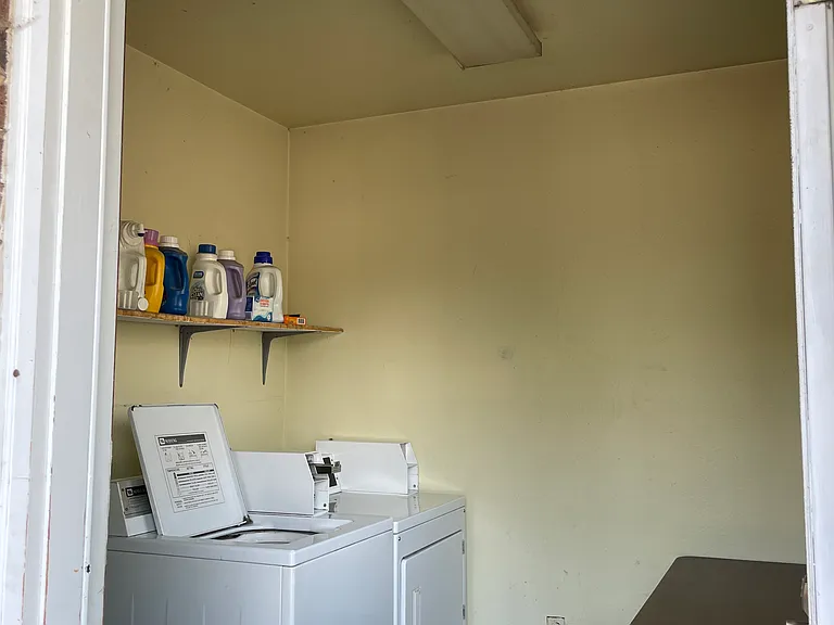 whole building laundry