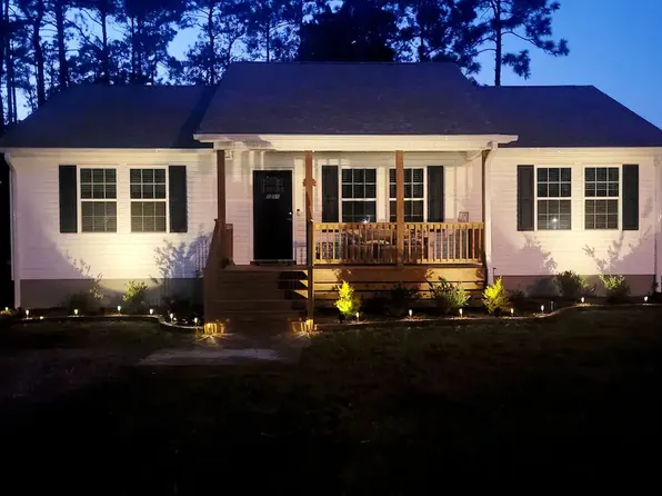 1211 Maple Rd, Southport, NC 28461