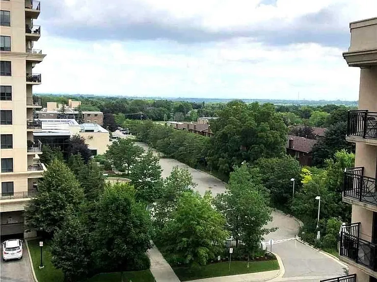 650 Sheppard Ave E #605 — Photo 12