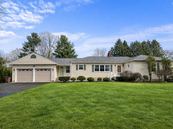 460 N Maple St, Mercer, PA 16137