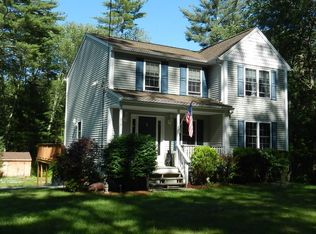 859 Knotty Oak Rd, Coventry, RI 02816