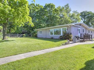 10604 Ventura Blvd, MACHESNEY PARK, IL 61115